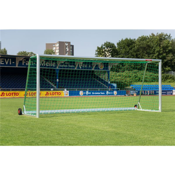 Kippsicheres SAFETY-Trainingstor 7,32 x 2,44 m, mobil, vollverschweißt